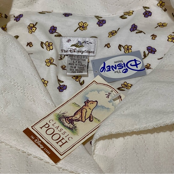 🔥NWT🔥 The Disney Store Off White Winnie The Pooh Cardigan - L/XL - Picture 6 of 7